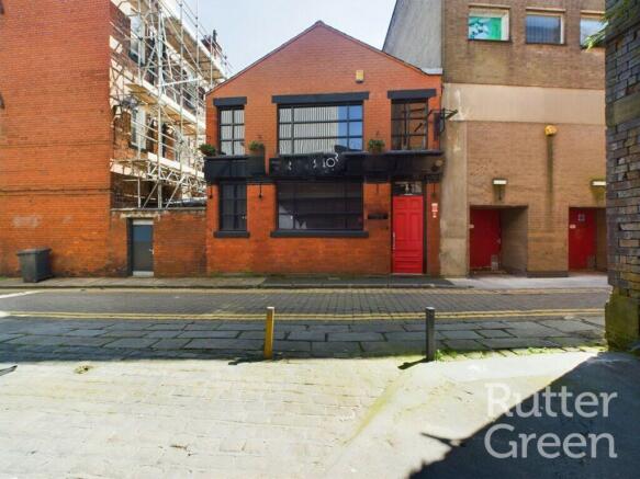 Land, in College Avenue, £185,000