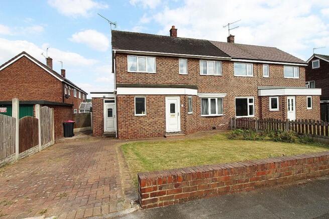 3 bed property, in Gotham Road, £150,000