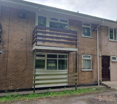 Studio, in Flat 15 Salisbury House, £45,000
