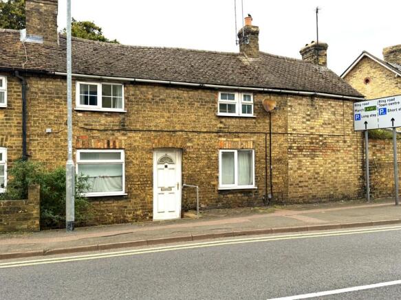 1 bed property, in Flat 2, £68,000