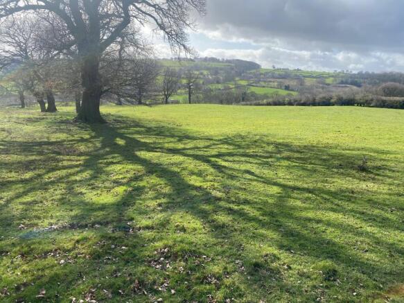 Land, in 15.15 acres off Hand Lane, £180,000