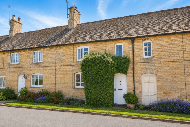3 bed property, in Little Casterton, £299,950