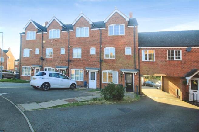 3 bed property, in Berrywell Drive, £170,000
