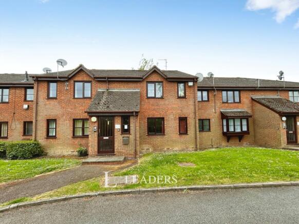 1 bed property, in Cranbrook, £125,000