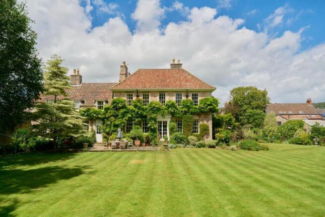 6 bed property, in Wrington, £1,950,000