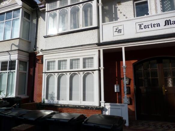 1 bed property, in Norfolk Road, £149,950