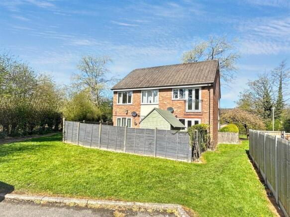 3 bed property, in Stallington Close, £150,000
