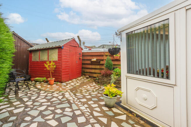 3 bed property, in Glenrigg Place, £90,000