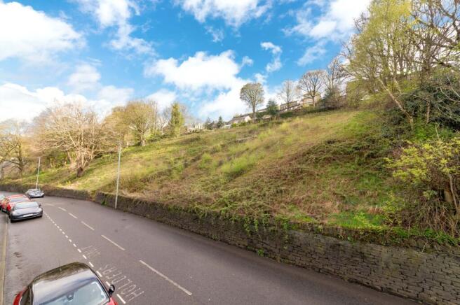 Studio, in Land opposite 86a Dunford Road, £75,000