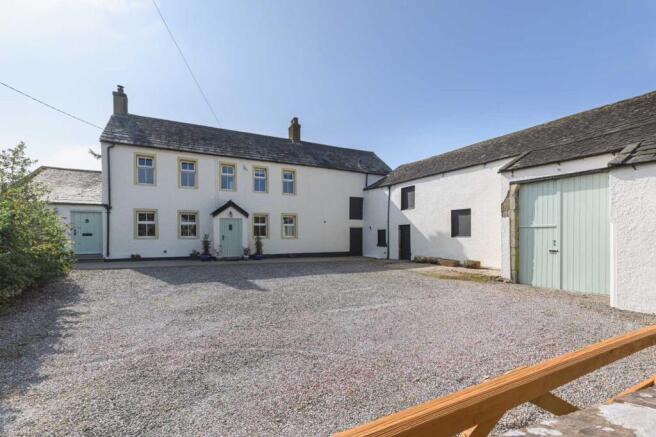 4 bed property, in Midtown Farm, £630,000