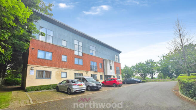 1 bed property, in York Road, £55,000