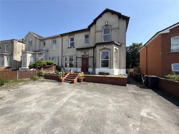 1 bed property, in Talbot Street, £80,000