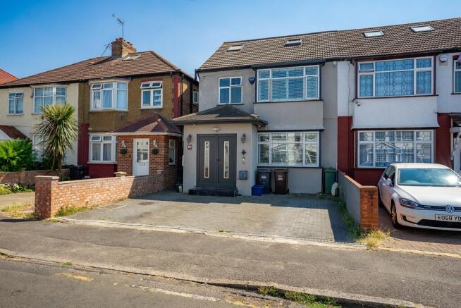 4 bed property, in Bulstrode Road, £900,000