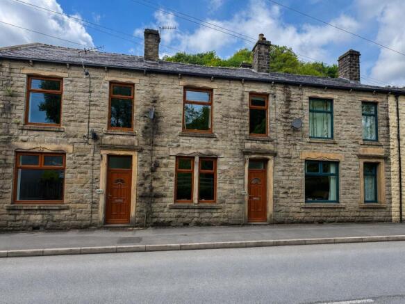 3 bed property, in Burnley Road East, £169,950