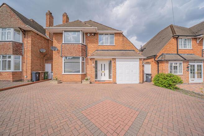 3 bed property, in Buryfield Road, £520,000