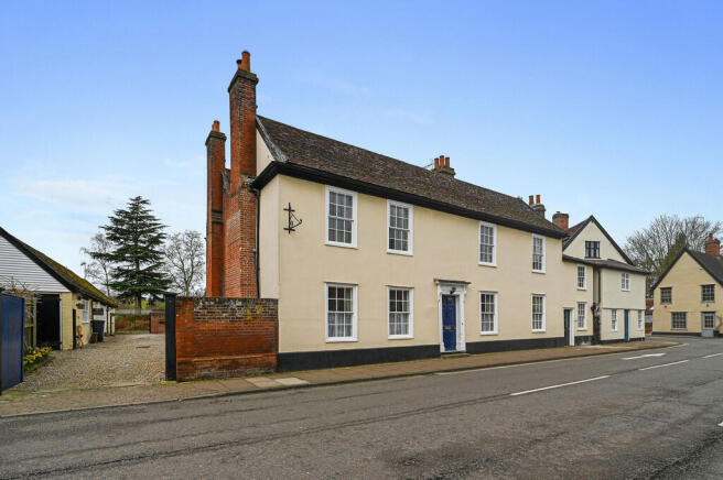 7 bed property, in Hadleigh, £1,200,000