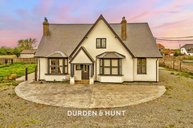 4 bed property, in Lower Dunton Road, £1,250,000