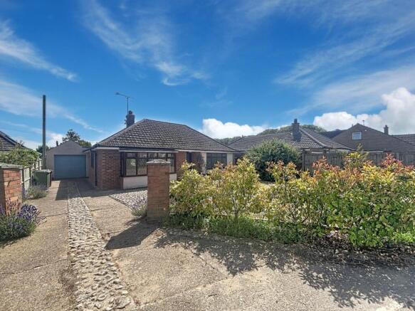 3 bed property, in Malts Lane, £290,000