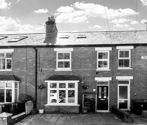 4 bed property, in Sussex Terrace, £500,000