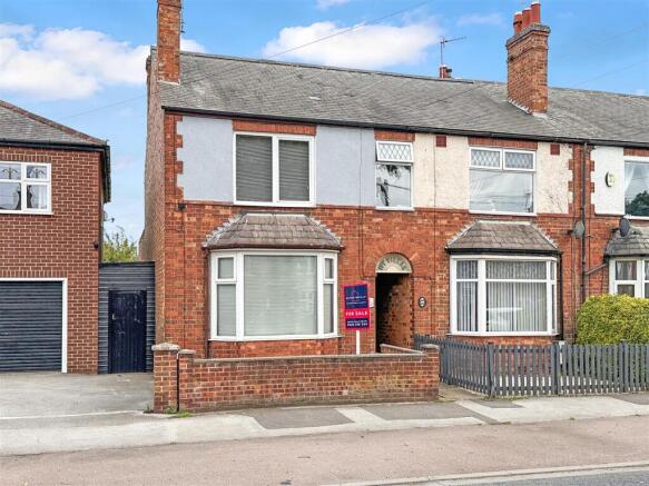 3 bed property, in Boundary Road, £185,000