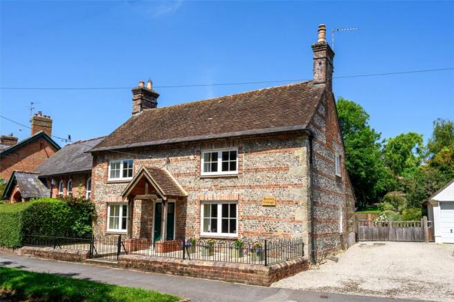 3 bed property, in Church Road, £625,000