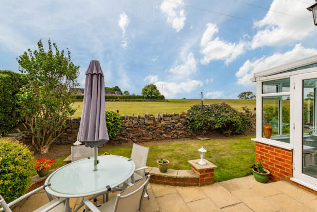 3 bed property, in Townend Lane, £450,000