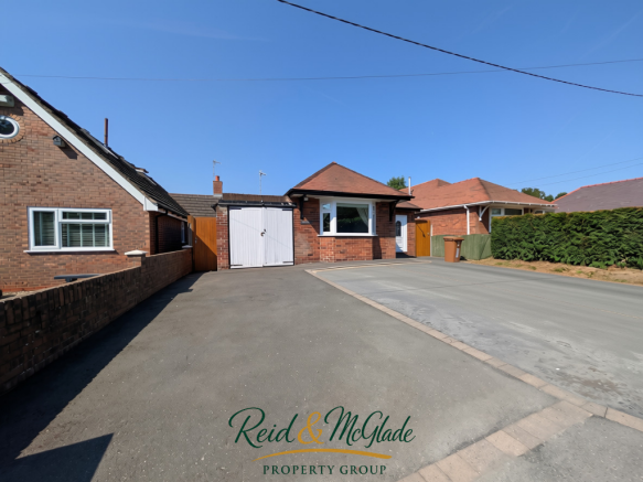 3 bed property, in Main Road, £280,000