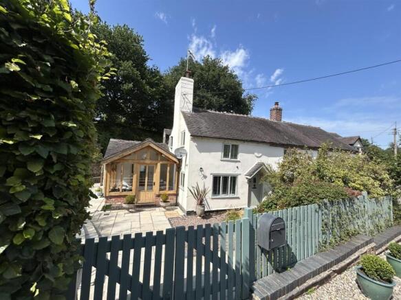 4 bed property, in Mill Lane, £535,000