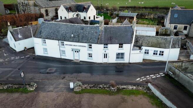 9 bed property, in Speyside Self Catering Apartments, £395,000