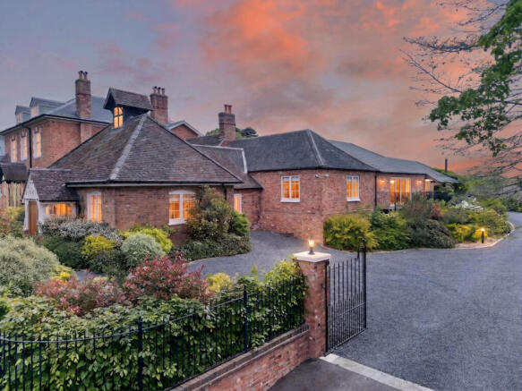 3 bed property, in Hindlip Lane, £1,250,000