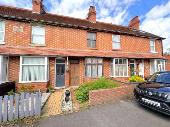 2 bed property, in Orleton Lane, £85,000