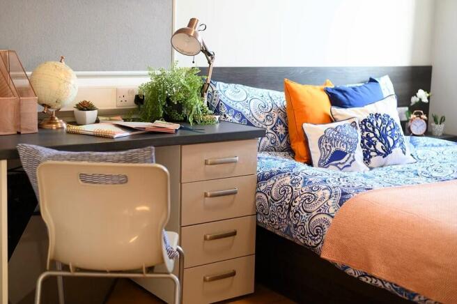 Studio, in Queen Street, £38,650