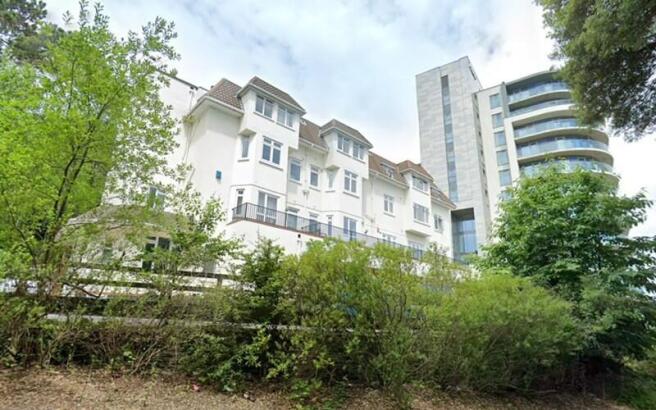 1 bed property, in Cranborne Road, £199,950