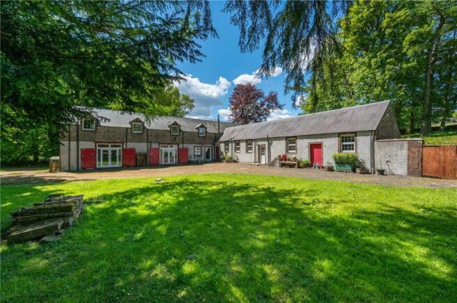 6 bed property, in The Coach House & The Stables, £500,000