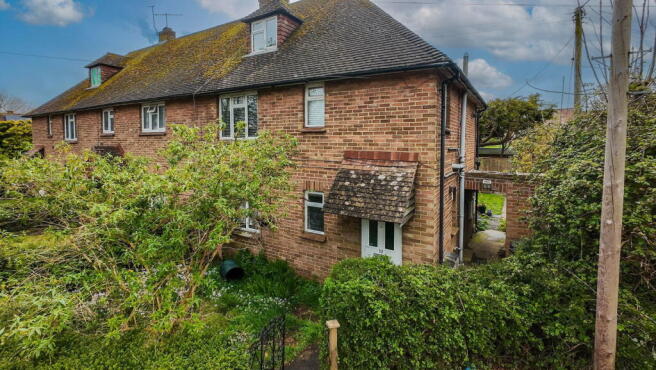 2 bed property, in Castlefields, £260,000