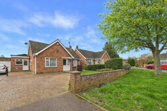3 bed property, in Bartram Gate, £330,000