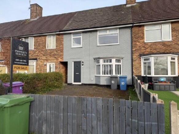 3 bed property, in Goldfinch Farm Road, £130,000