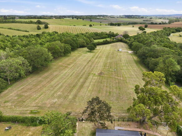 4 bed property, in East Hanningfield, £1,250,000