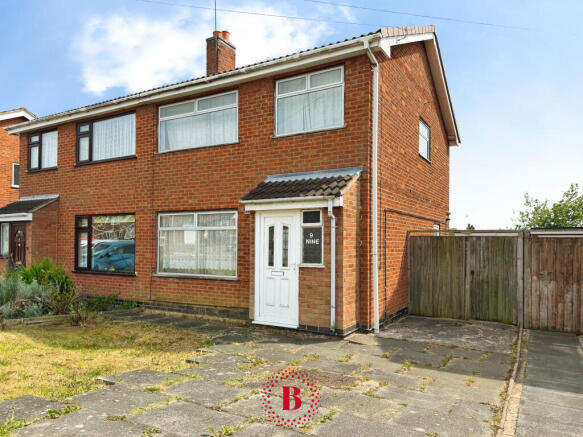 3 bed property, in Thames Drive, £135,000