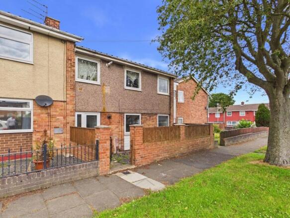 1 bed property, in Brandon Gardens, £37,500