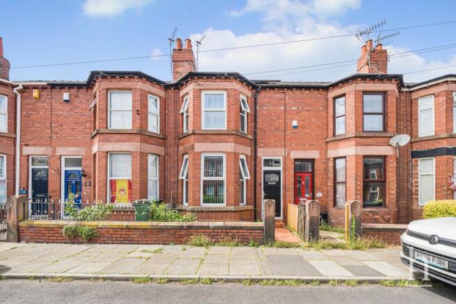3 bed property, in Albert Road, £170,000