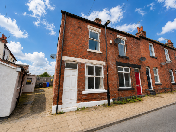 3 bed property, in 7 Swarcliffe Road Darnall, £35,000