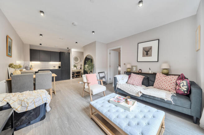 1 bed property, in Hulme Hall Road, £200,000