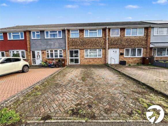 3 bed property, in Armytage Close, £260,000
