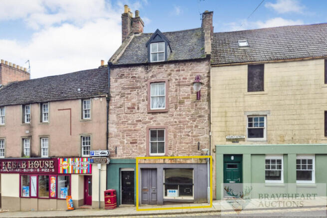 Studio, in 30A High Street, £15,500