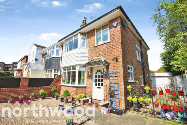 3 bed property, in Belmont Street, £250,000
