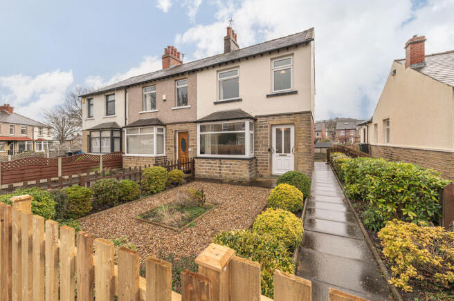 3 bed property, in Ingfield Avenue, £160,000