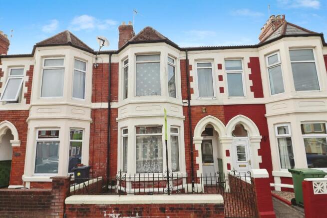 3 bed property, in Manor Street, £230,000
