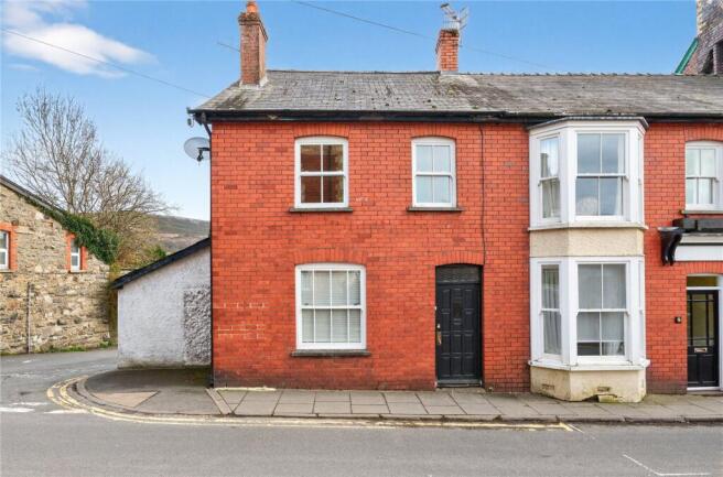 3 bed property, in Bridge Street, £210,000