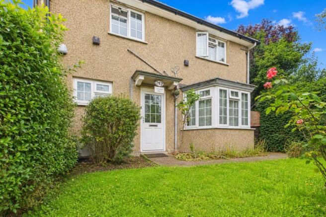 3 bed property, in Oxford Road, £330,000